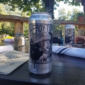 Meet your Posher, Pat